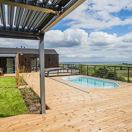 Vakantiehuis Nowe Deluxe Z Widokiem Na Zatoke Z Basenem I Sauna Oslonino