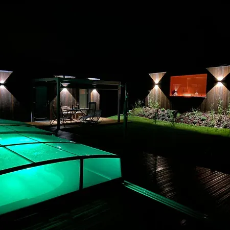 Nowe Deluxe Z Widokiem Na Zatoke Z Basenem I Sauna * Oslonino