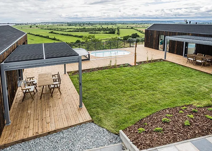 Ferienhaus Skyview Deluxe And Private Jacuzzi , Oslonino