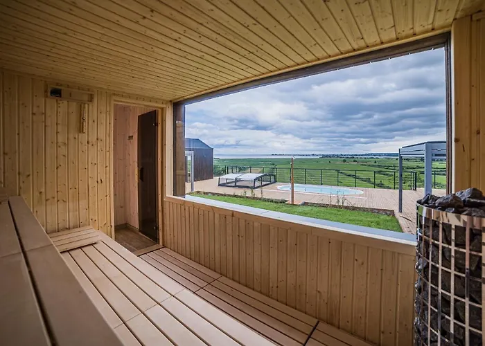 Ferienhaus Skyview Deluxe And Private Jacuzzi ,