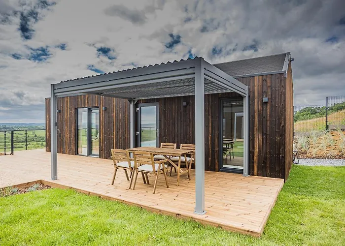 Ferienhaus Skyview Deluxe And Private Jacuzzi ,