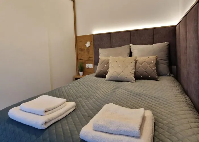 Skyview Deluxe And Private Jacuzzi , *