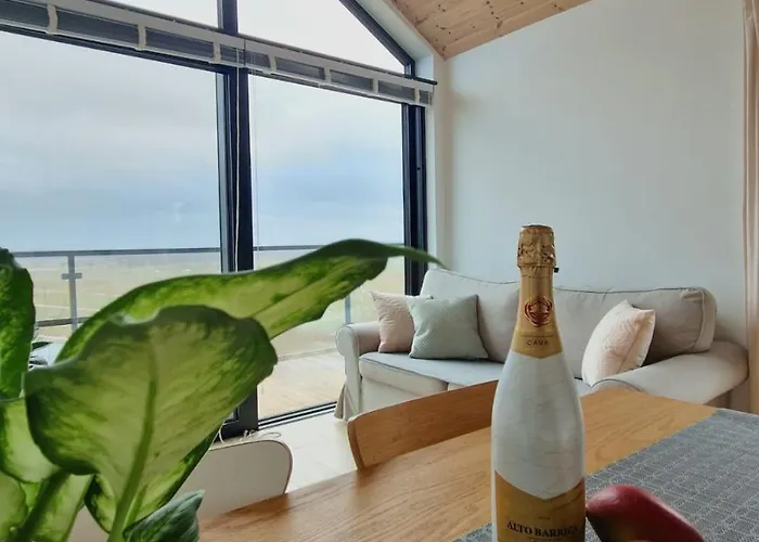 Skyview Deluxe And Private Jacuzzi ,