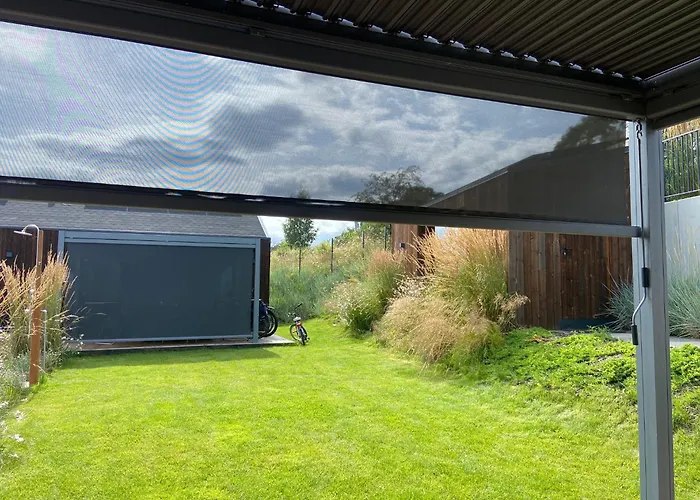 Skyview Deluxe And Private Jacuzzi , Ferienhaus Oslonino